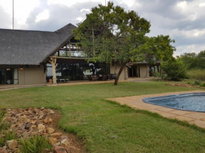 Zebula Golf Estate and Spa -Porcupine strolling 8 pax Moi Signature Luxury villa